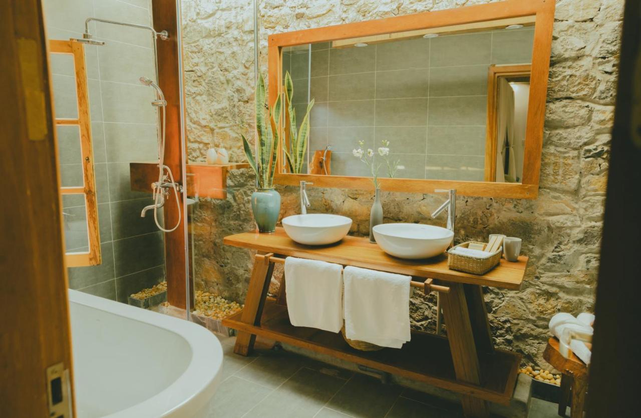The Wooden Gate Hotel Xuan Son Luaran gambar